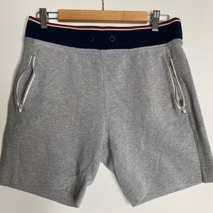Tommy Hilfiger heather gray sweat shorts size medium
